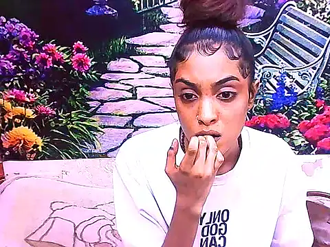 Snapshot of IndianPretty14u2Luv chatting on February 2026 05:06:02 AM IndianPretty14u2Luv online show from February 2026 05:06:02 AM