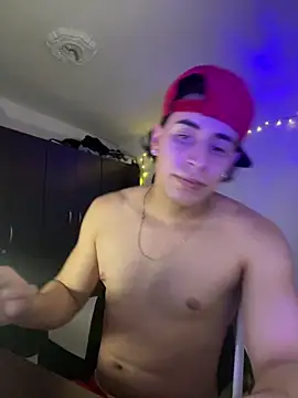 Maximuz1920 online show from April 2026 05:44:02 AM