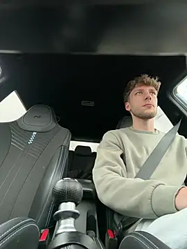 YoungSkinnyBoy20 online show from February 2026 03:06:01 PM