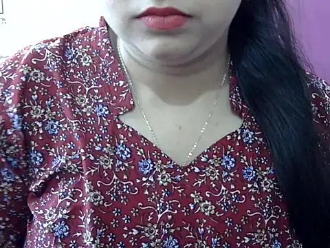 Snapshot of Cute_Aliyaa chatting on April 2026 09:40:01 AM Cute Aliyaa online show from April 2026 09:40:01 AM