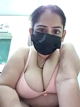 Snapshot of diyam4002 chatting on February 2026 02:05:02 PM diyam4002 online show from February 2026 02:05:02 PM