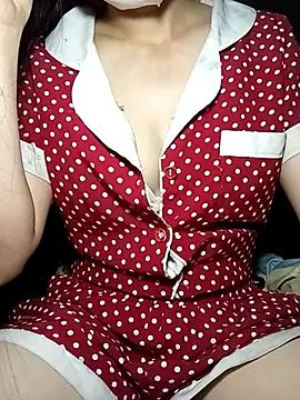 derylove  online show from April 2026 03:17:01 PM