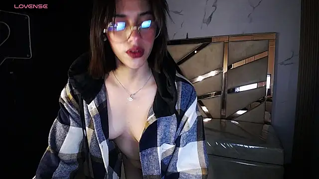 Skaller james a online show from February 2026 12:44:02 PM