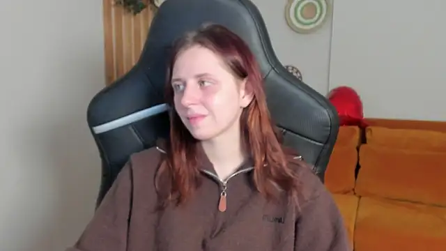 Snapshot of FreyaVey chatting on February 2026 05:36:02 AM FreyaVey online show from February 2026 05:36:02 AM