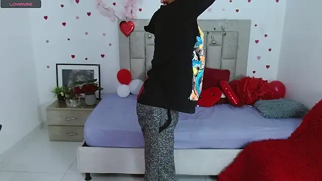 Snapshot of Caius_fox chatting on February 2026 11:29:02 AM Caius fox online show from February 2026 11:29:02 AM