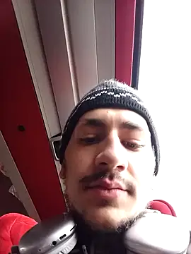 Snapshot of Etlipro-53 chatting on February 2026 08:35:01 AM Etlipro-53 online show from February 2026 08:35:01 AM