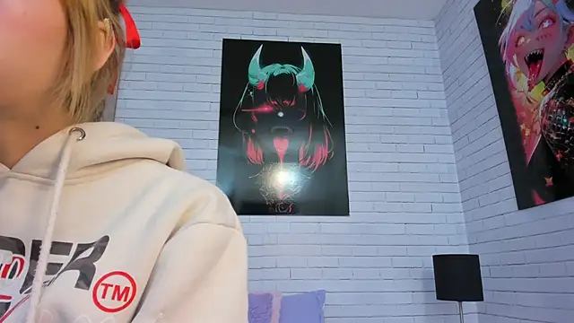 AlanaaHell online show from February 2026 09:00:02 PM