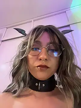 Snapshot of lilith_rr chatting on June 2026 04:23:01 AM lilith rr online show from June 2026 04:23:01 AM