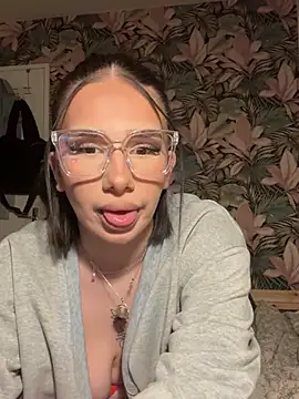 leannabbyy online show from February 2026 08:34:01 PM