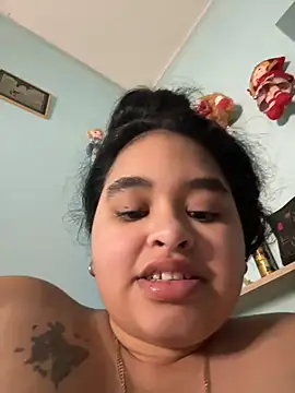 Snapshot of Aloyenita chatting on February 2026 09:03:02 AM Aloyenita online show from February 2026 09:03:02 AM