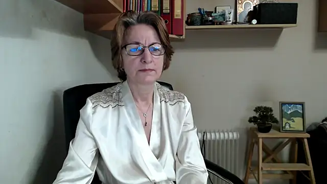 katemodel online show from April 2026 06:28:02 AM