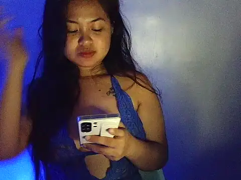 Chillntalkmami online show from February 2026 03:02:02 AM