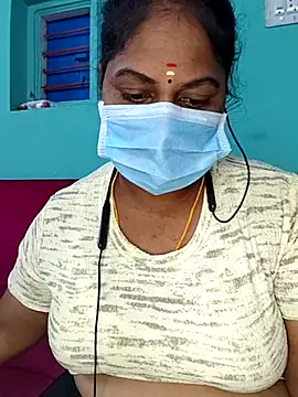 Snapshot of TamilSembaruthi143 chatting on February 2026 07:18:01 PM TamilSembaruthi143 online show from February 2026 07:18:01 PM