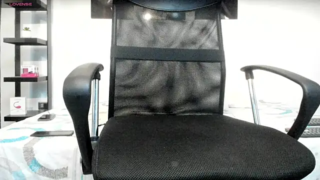 Snapshot of milo_cruz_ chatting on April 2026 05:06:01 AM milo cruz online show from April 2026 05:06:01 AM