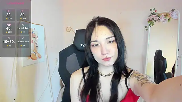 Snapshot of AliceeinWonderlanddd chatting on May 2026 03:04:02 AM AliceeinWonderlanddd online show from May 2026 03:04:02 AM