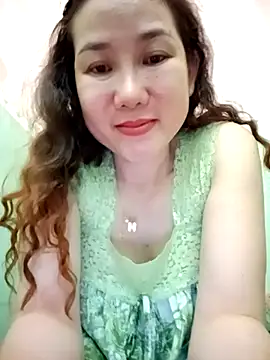 Snapshot of Ana-love2026 chatting on April 2026 01:54:02 PM Ana-love2026 online show from April 2026 01:54:02 PM