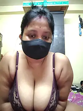 Snapshot of Curvy_Trisha chatting on June 2026 11:53:02 PM Curvy Trisha online show from June 2026 11:53:02 PM