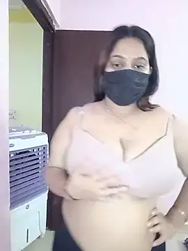 Aliya Hott online show from May 2026 03:24:01 AM