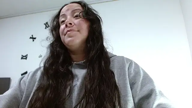 ElaMurray02 online show from February 2026 01:17:01 PM