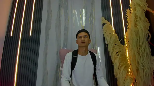 Matheus Ic online show from February 2026 12:37:02 PM