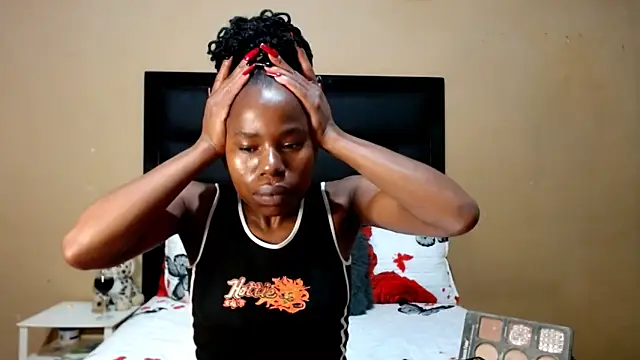 Snapshot of AppleAsss chatting on February 2026 10:21:01 PM AppleAsss online show from February 2026 10:21:01 PM