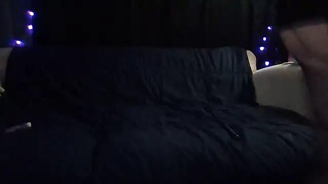 Snapshot of Paradice7 chatting on February 2026 06:21:01 AM Paradice7 online show from February 2026 06:21:01 AM