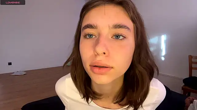 Snapshot of DeltaNorwoode chatting on March 2026 06:08:02 AM DeltaNorwoode online show from March 2026 06:08:02 AM