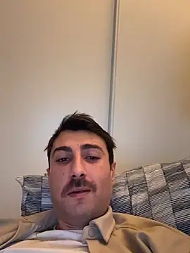 Aliiiix online show from February 2026 11:09:01 PM