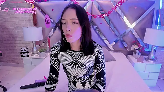 HarperrWest online show from February 2026 09:00:02 PM