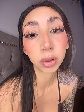 Snapshot of Nicky444k chatting on February 2026 01:18:02 AM Nicky444k online show from February 2026 01:18:02 AM