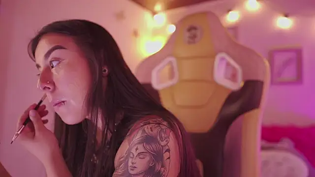 Snapshot of mavi_boo chatting on February 2026 06:34:02 PM mavi boo online show from February 2026 06:34:02 PM