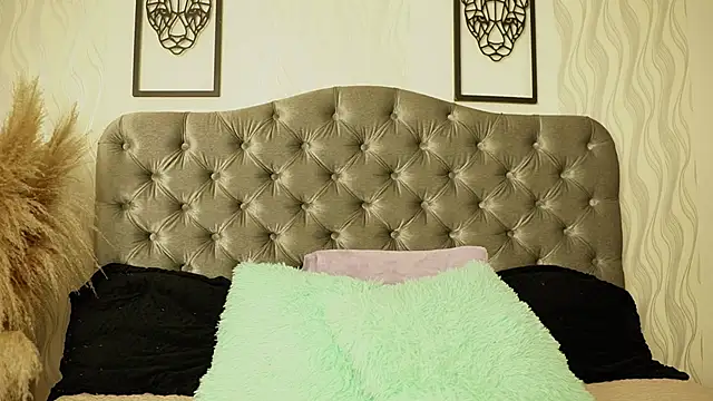 katt eyes  online show from March 2026 01:28:01 PM