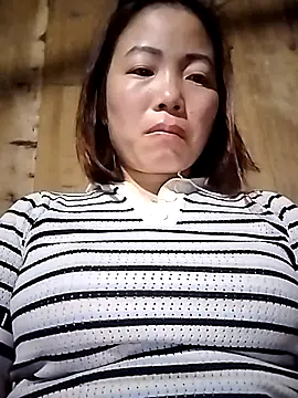 Ella-aa online show from February 2026 10:08:01 PM