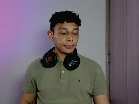 nilo2021 online show from May 2026 01:57:16 AM