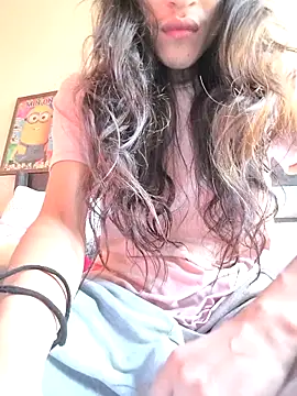 srAplee online show from February 2026 05:52:01 PM