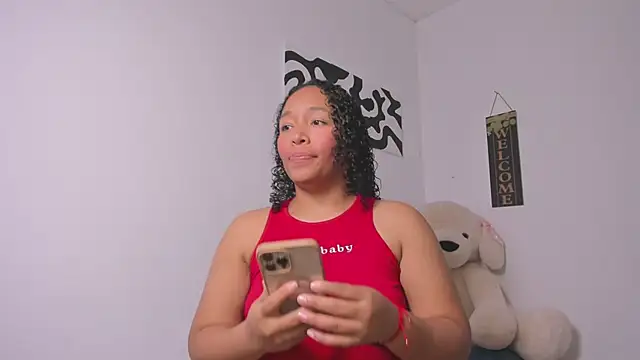 Nia13 online show from April 2026 06:03:01 AM