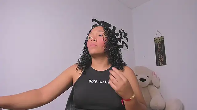 Nia13 online show from April 2026 12:39:01 AM