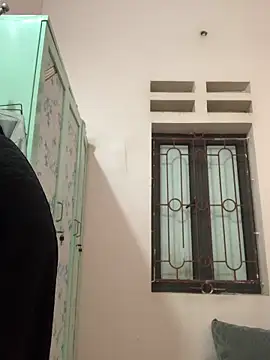 Snapshot of YANINA120 chatting on February 2026 01:31:02 PM YANINA120 online show from February 2026 01:31:02 PM