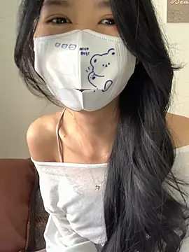 Snapshot of ShouSushi chatting on February 2026 07:18:01 AM ShouSushi online show from February 2026 07:18:01 AM