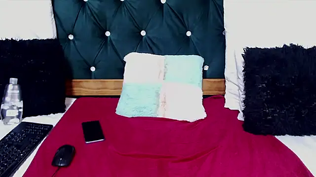 Snapshot of KittyGorgeousXX181 chatting on June 2026 09:17:02 PM KittyGorgeousXX181 online show from June 2026 09:17:02 PM