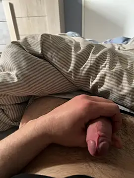 Snapshot of magicdickx21 chatting on March 2026 11:36:01 AM magicdickx21 online show from March 2026 11:36:01 AM