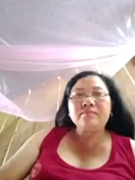 Snapshot of Cold-girlr12 chatting on May 2026 07:14:02 AM Cold-girlr12 online show from May 2026 07:14:02 AM