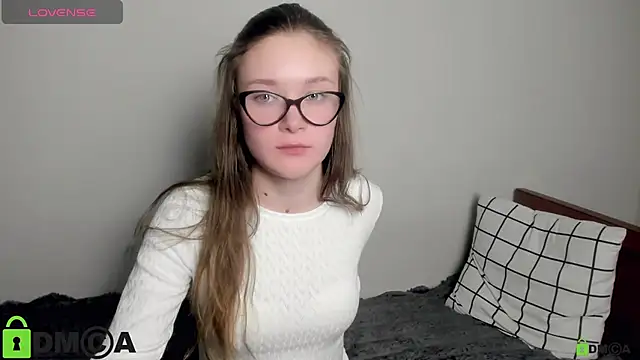 Elina X online show from May 2026 04:15:02 PM