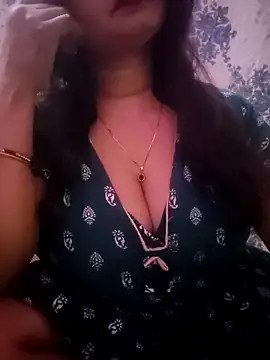 PARI51 online show from April 2026 08:17:02 PM