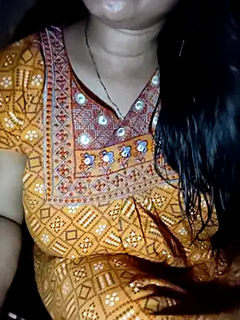 Snapshot of PARI51 chatting on June 2026 09:19:02 PM PARI51 online show from June 2026 09:19:02 PM