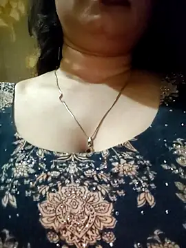 Snapshot of PARI51 chatting on June 2026 08:32:02 PM PARI51 online show from June 2026 08:32:02 PM