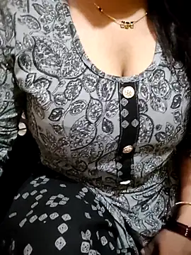 Snapshot of PARI51 chatting on July 2026 08:07:02 PM PARI51 online show from July 2026 08:07:02 PM