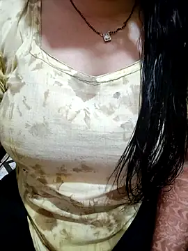 Snapshot of PARI51 chatting on July 2026 08:16:02 PM PARI51 online show from July 2026 08:16:02 PM
