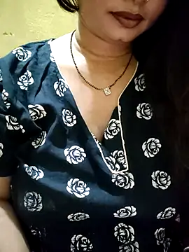 Snapshot of PARI51 chatting on July 2026 08:51:01 PM PARI51 online show from July 2026 08:51:01 PM