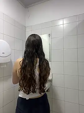 Snapshot of Annie_bonnie_ chatting on February 2026 11:42:02 AM Annie bonnie online show from February 2026 11:42:02 AM